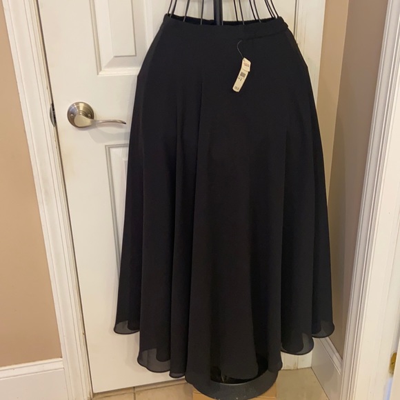Talbots Dresses & Skirts - NWT Talbots Full Black Skirt Size 8 Lined 100% Polyester $98